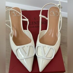 Valentino Soft White Kitten Heel. Size 36